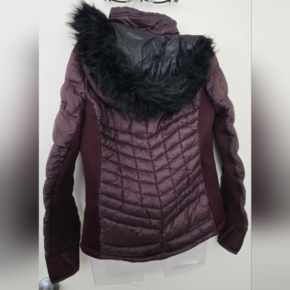 michael kors woman puff jacket plum Burgundy faux fur removable hood small EUC - Picture 6 of 10